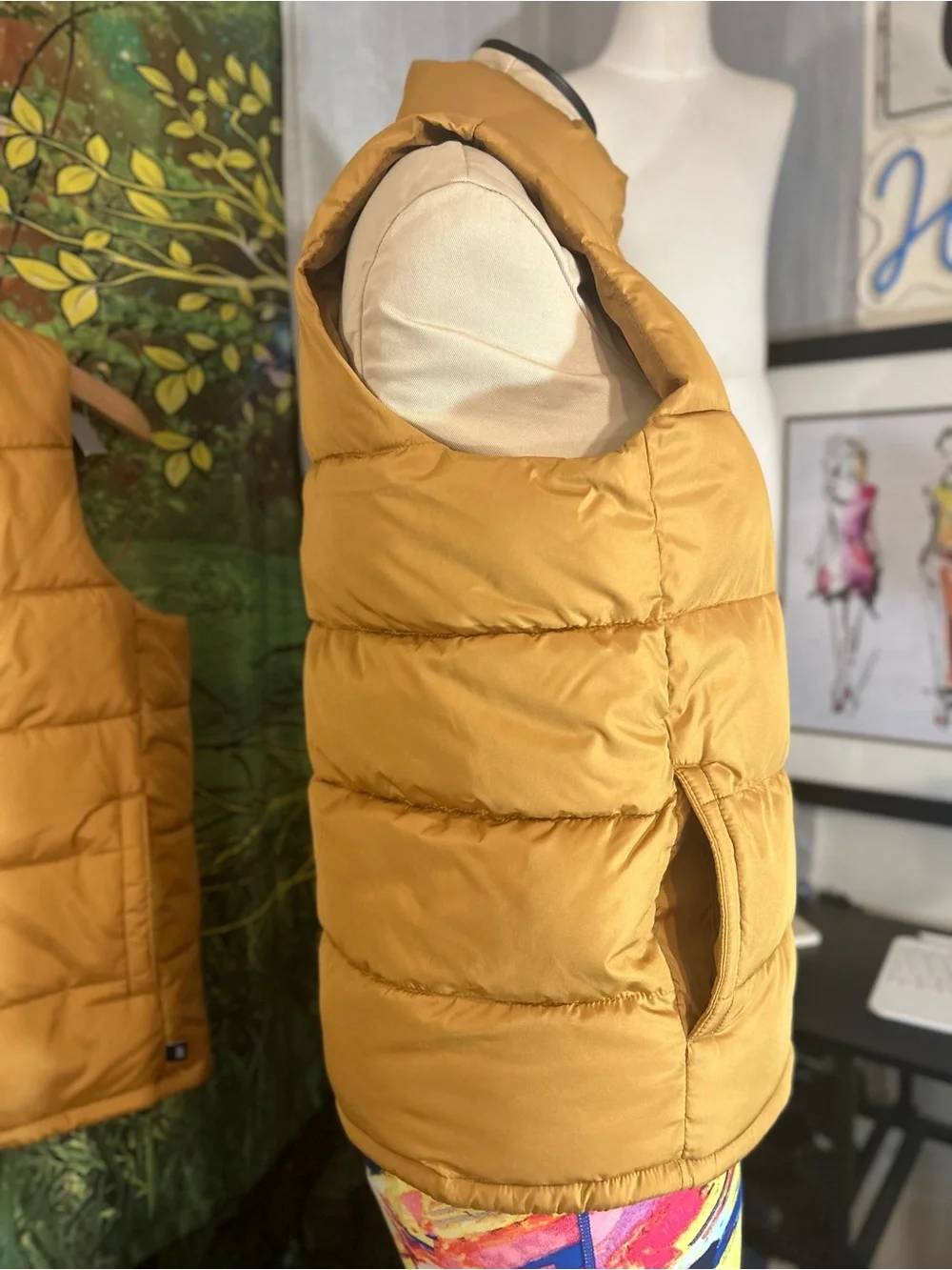 GAP(2)Big Kids Mustard Quilted Puffer Vest -Size:Size: L & XL